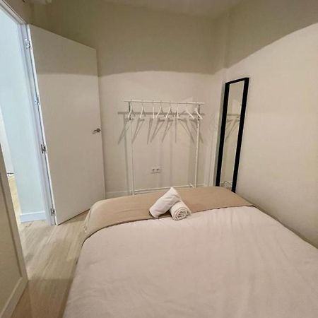Downtown&New Apt Para 9Pax En La Plaza De Chueca Madrid Exterior photo